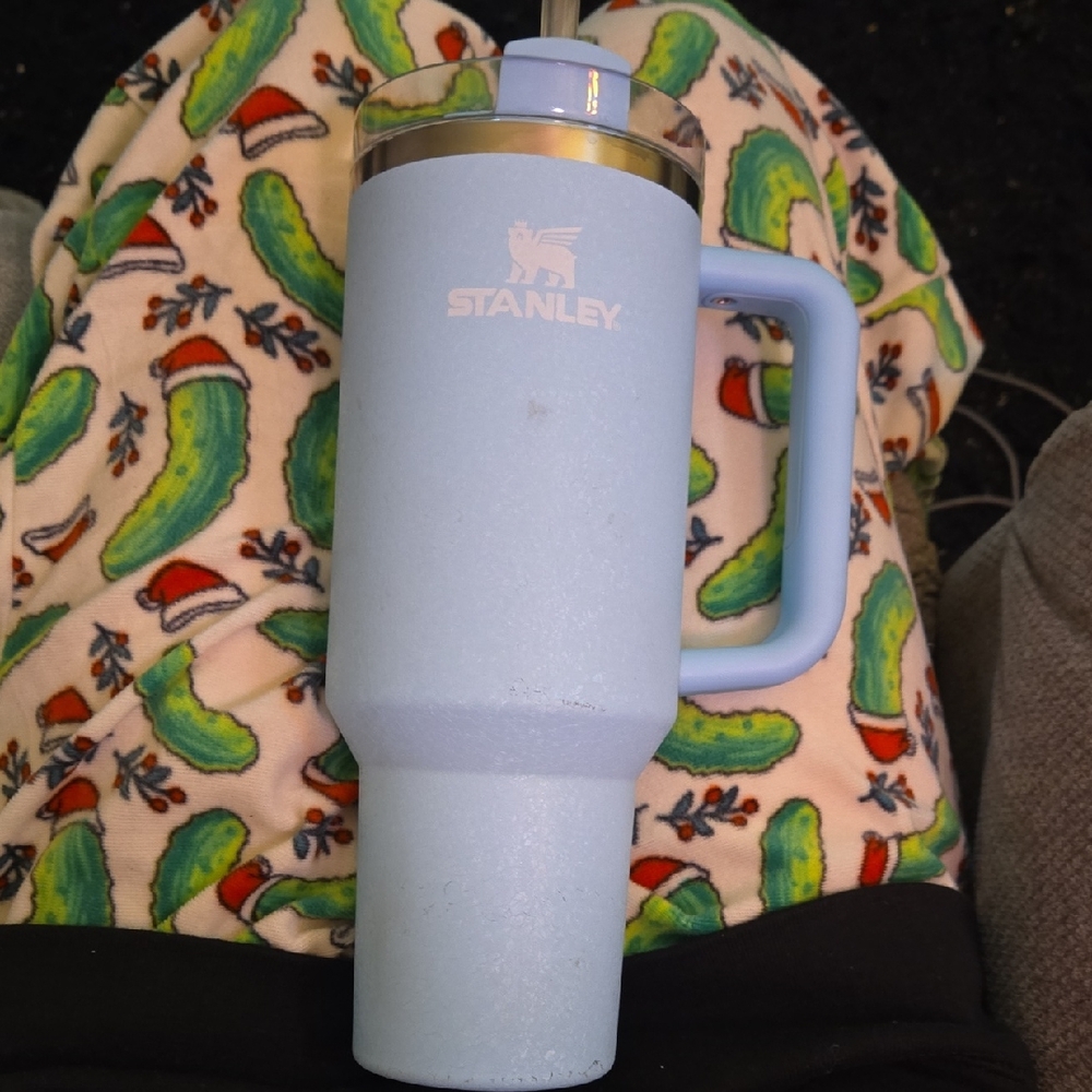 Stanley Powder Blue Crush 40oz